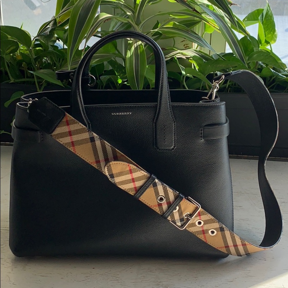 Burberry Medium Banner Bag Leather/Vintage Check